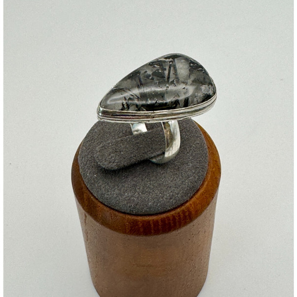 Tourmalinated Quartz Stone Estate Ring .925 Stone Sz 6.5 - 6.92 Grams - Picture 3 of 3